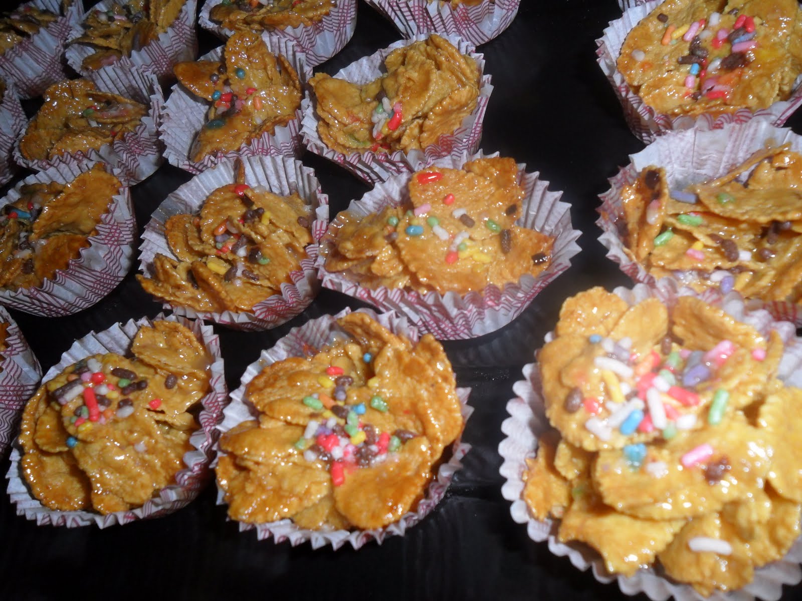 DUNIA KECIL KITA .: Cornflakes Madu kuih ke biskut?