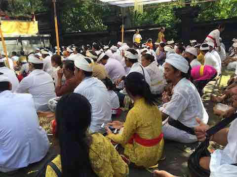 Piodalan Pura Silayukti Padangbai Bali