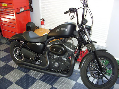  Harley 883