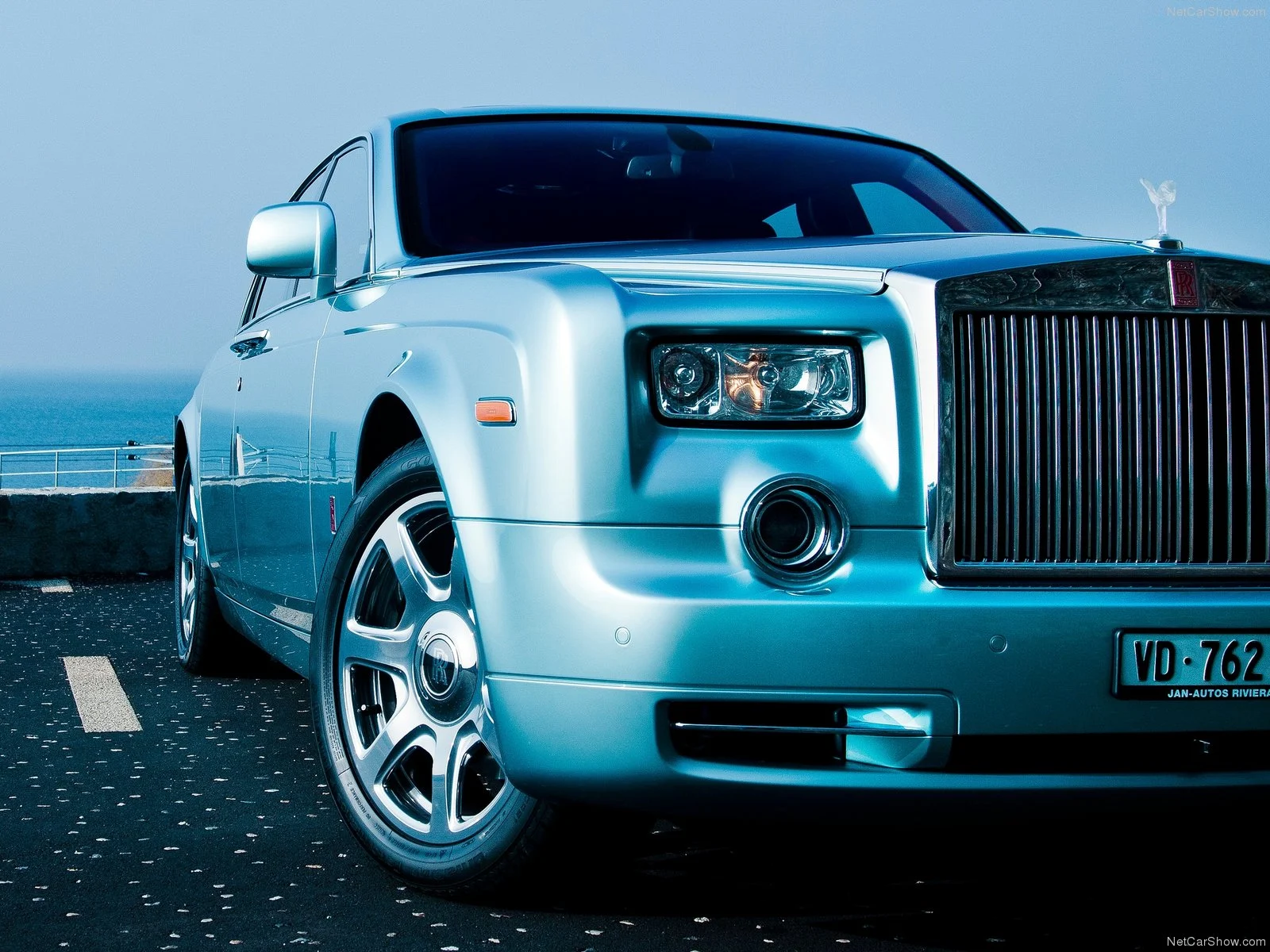 Hình ảnh xe siêu sang Rolls-Royce 102EX Electric Concept 2011 & nội ngoại thất