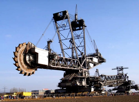 World Biggest Digging Machine by Krupp 02