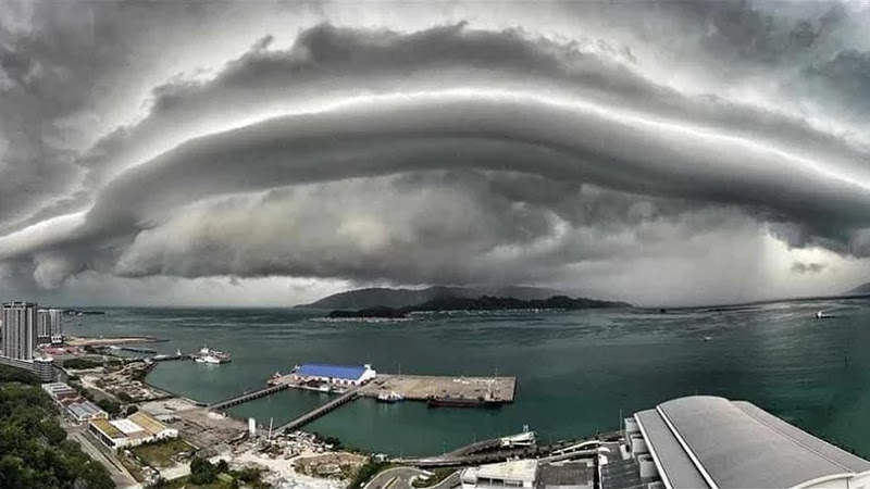 [Video] Meteorologi sahkan fenomena awan bergaris di Kota Kinabalu ialah ‘garis badai’