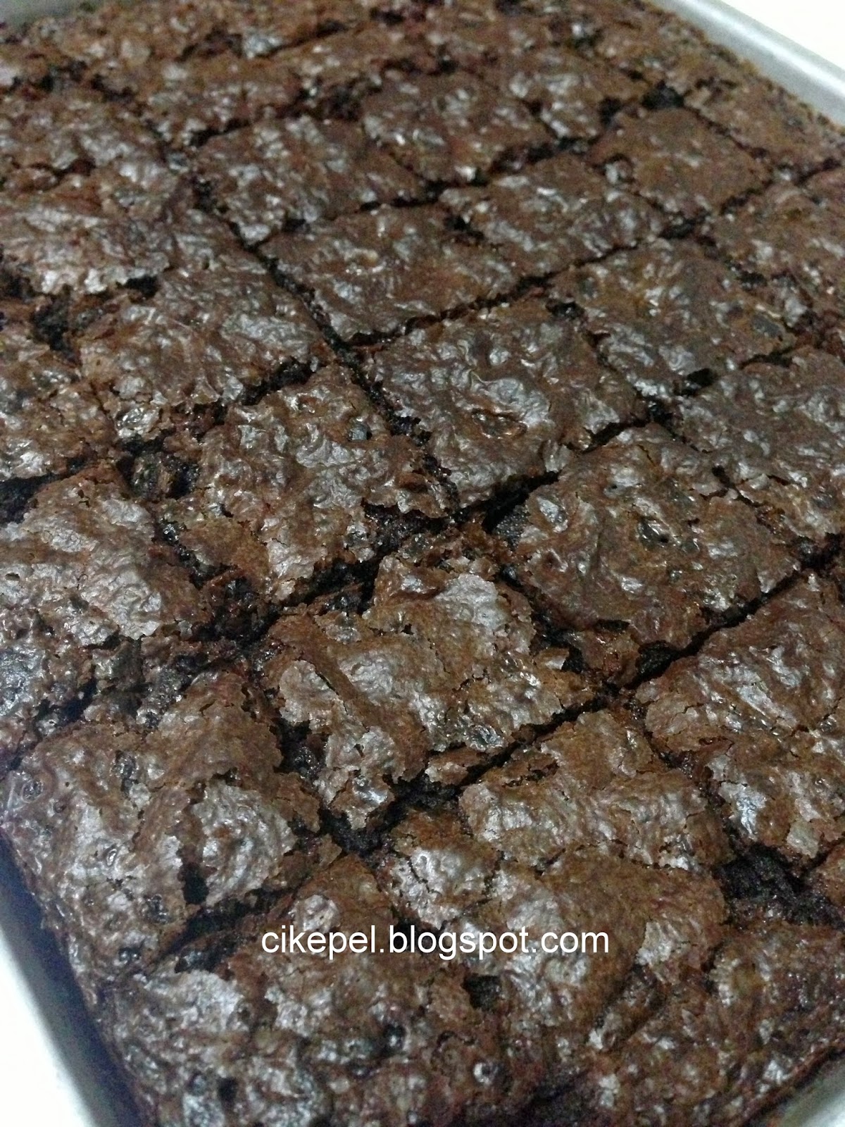 Keluarga & Resepi: ^_^: Chewy Gooey Yummy Brownies