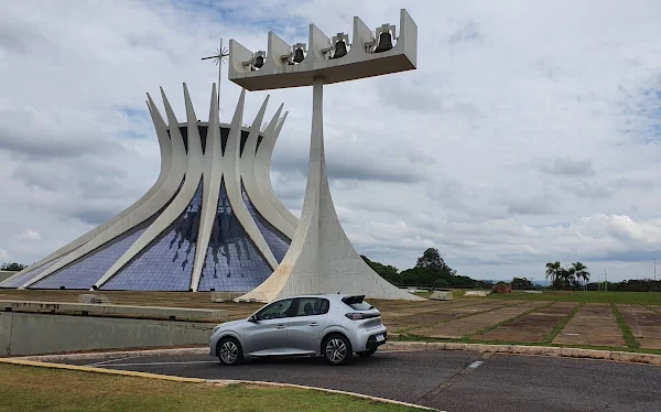 Novo Peugeot 208 2021 - Automático