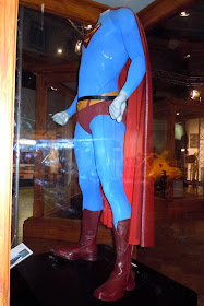 Superman Returns suit side-view
