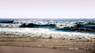 #15 Sea Waves Wallpaper