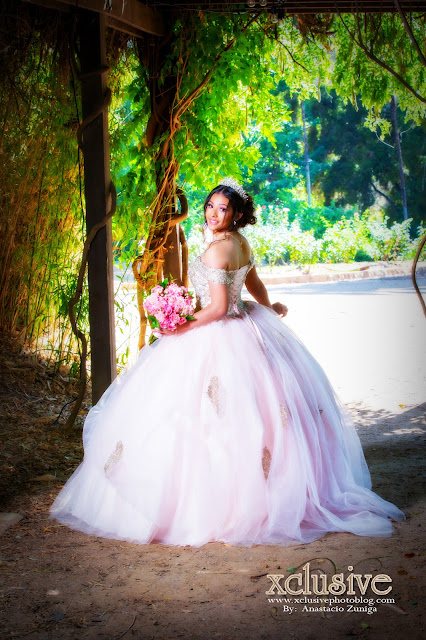 Quinceaenera professional photographer in Victorville, Redlands and San Bernardino California