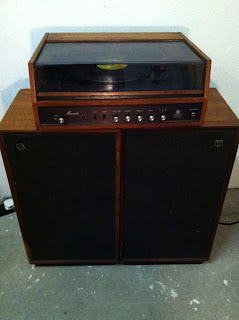 1970s Dynatron Record player and Speakers