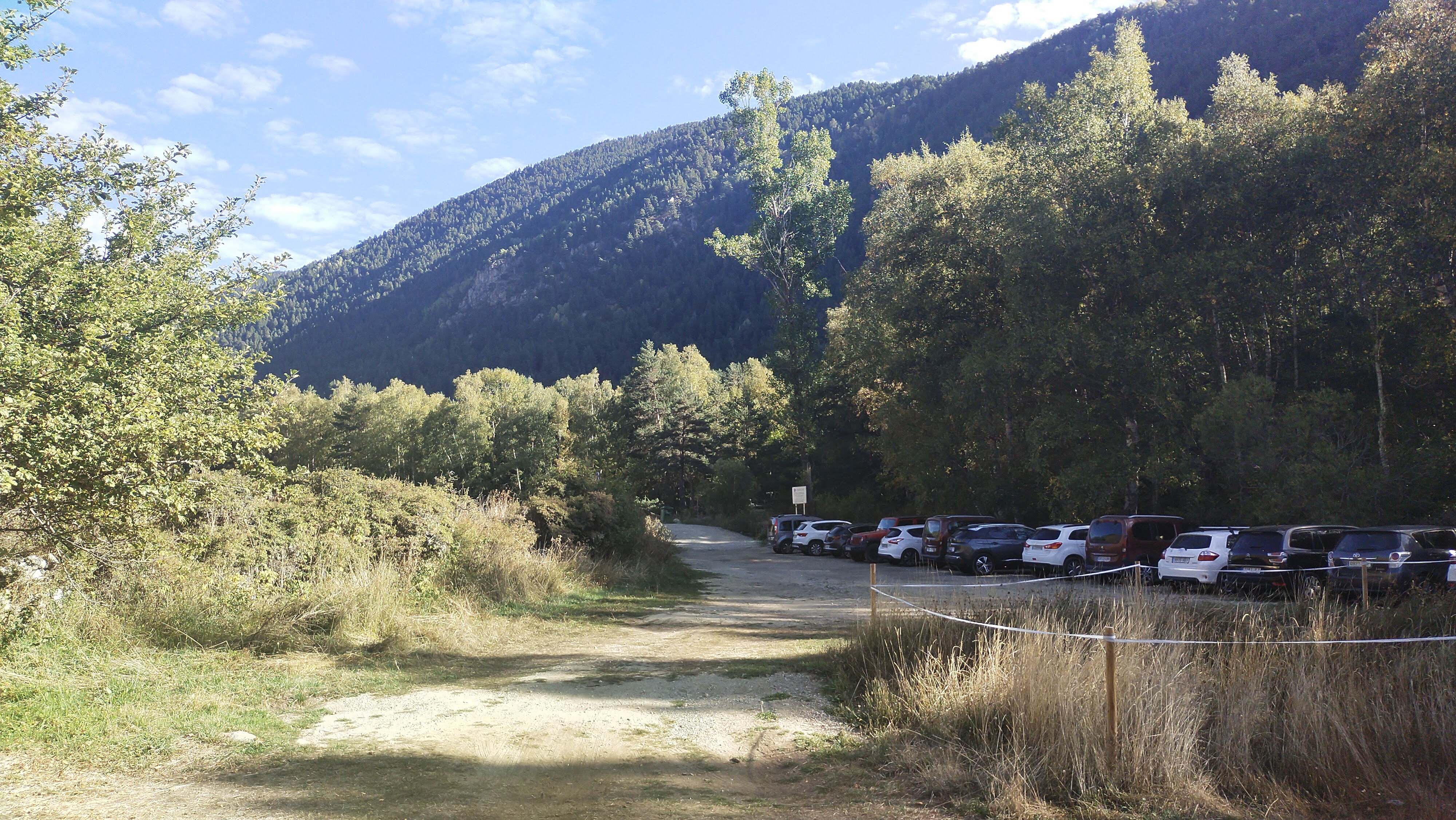 Zona de aparcamiento del Pont de Sant Martí o del Vilar