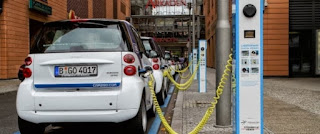 Electric vehicle charging station (Credit: oilprice.com) Click to Enlarge.