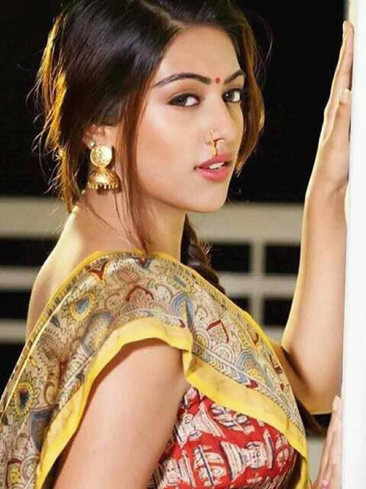 ACTRESS ANU EMMANUEL WHATSAPP GROUP LINK