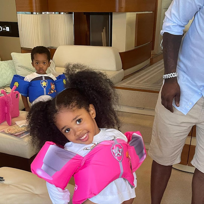 Princess love and Ray J poses as they celebrates their memorial day on a yacht in Miami (Photos)