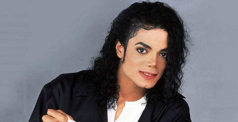 Kisah di Balik Obsesi Michael Jackson terhadap Operasi Plastik