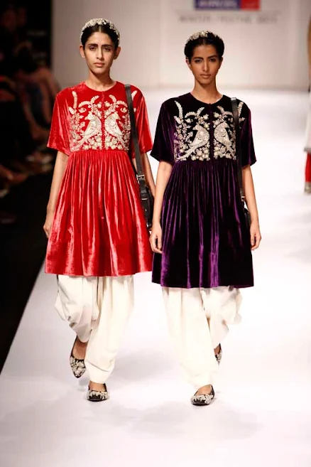 Sabyasachi Mukerjee Lakme Fashion Week India 2011