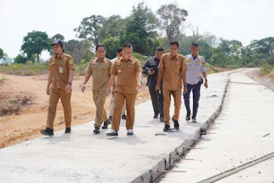 Pembangunan Jalan dan Pelabuhan, Ini kata Bupati Lingga