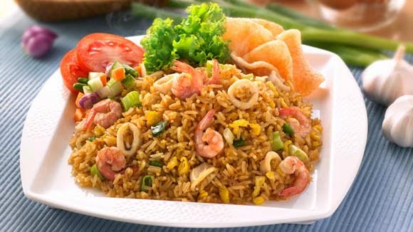Seafood fried rice ( nasi goreng seafood ) indonesian 