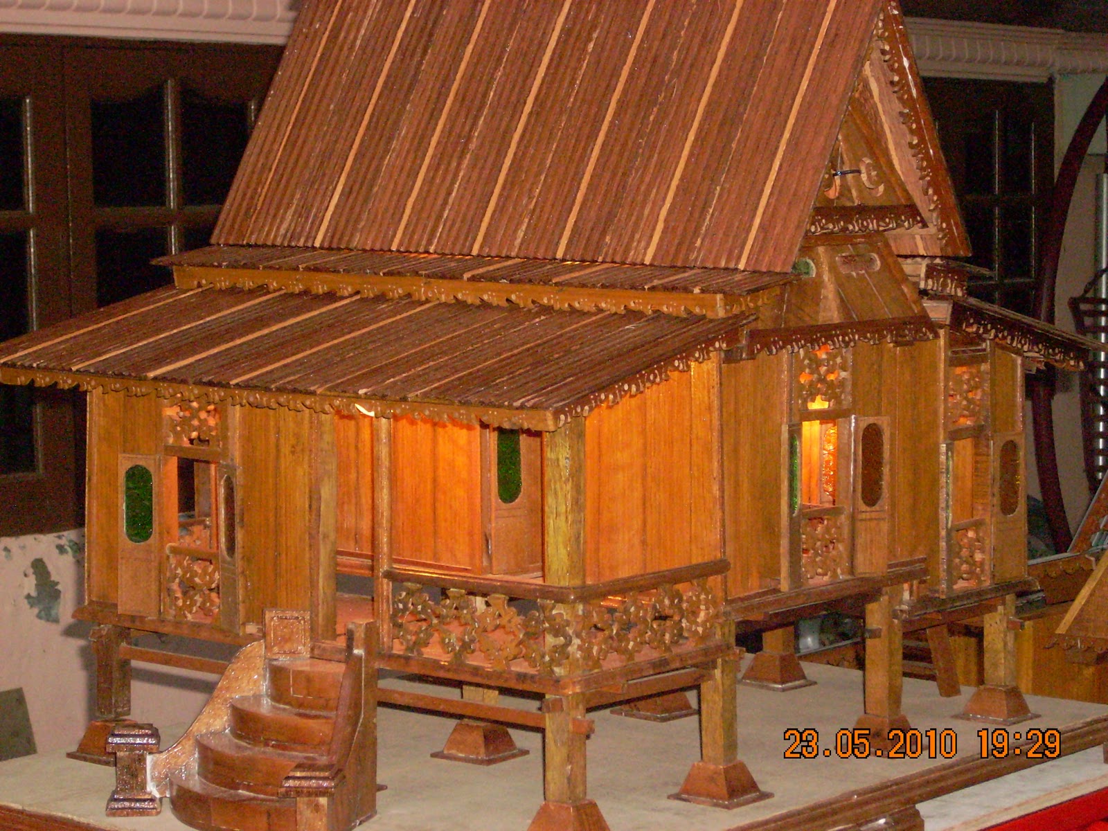 CHACHA MARBHA: Replika Rumah Traditional Melayu Melaka 3 