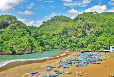 Pantai Baron, Pantai Krakal, Pantai Sundak, Pantai Indrayanti, Gunungkidul