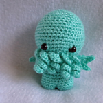 https://kamidake.wordpress.com/2017/08/26/cthulhu-amigurumi-pattern/