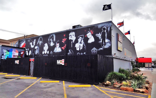 Musician mural on West-facing side wall of Numbers Night Club in Montrose (Dec 2015 photo)  