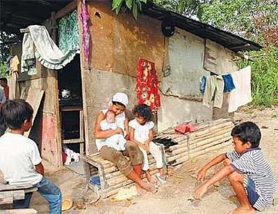 Artikel Tentang Kemiskinan penyebab dan dampak kemiskinan 