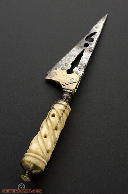 Knive for  Cutting (1770)