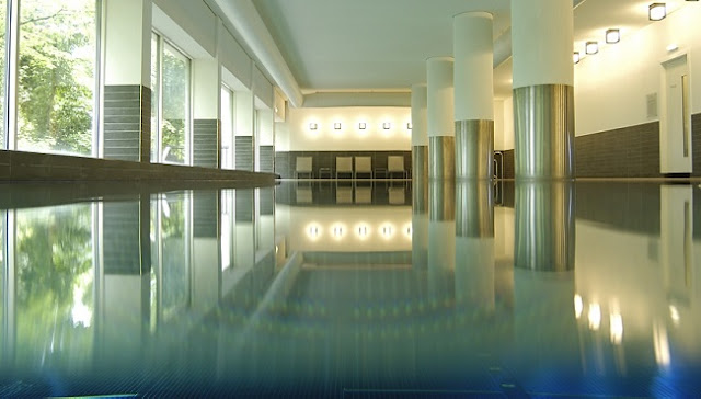 Indoor pool - Park Plaza Victoria Amsterdam