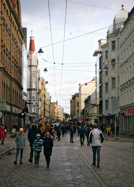 capital r, capital riga, latvia