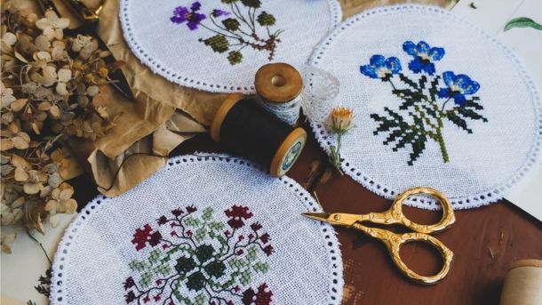 10 Consejos y tips para bordar  punto de cruz💛