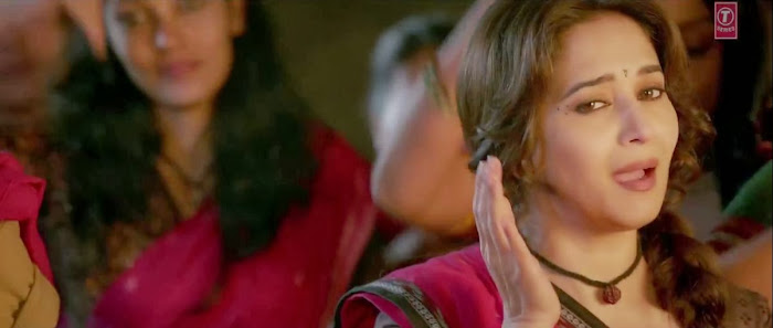 Dheemi Dheemi Si - Gulaab Gang (2014) Full Music Video Song Free Download And Watch Online at worldfree4u.com