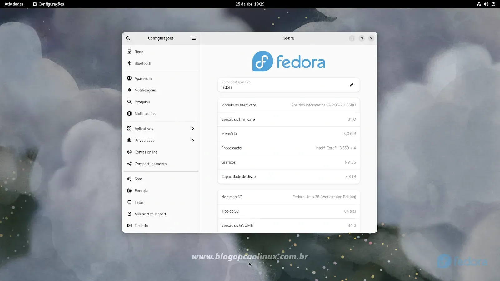 Área de trabalho do Fedora 38 Workstation após realizar o upgrade a partir da versão 37