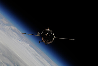 5196844415 6c895f8e9c b Foto Foto Stasiun Luar Angkasa NASA Terbaru 2011