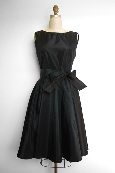 little+black+dress+shop_3.jpg
