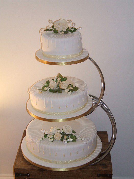 3 Tier Wedding Cake Designs 8