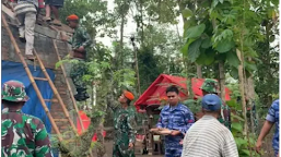 TNI AU Gerak Cepat Membantu Penanggulagan Gempa Bumi Wilayah Selatan Yogyakarta