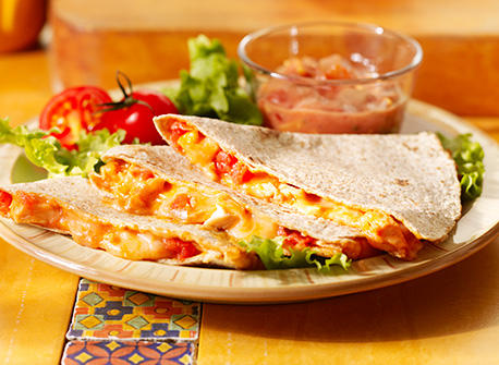 Delicious food for Everyone: Chicken Quesadilla Recipe