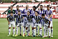 REAL VALLADOLID C. F. - Valladolid, España - Temporada 2017-18 - Masip, Guitián, Borja, Luismi, Deivid y Jaime Mata; Hervías, Antoñito, Nacho, Cotán e Ibán Salvador. SEVILLA ATLÉTICO 1 (Carlos Fernández) REAL VALLADOLID C. F. 2 (Jaime Mata 2). 26/08/2017. Liga de 2ª División, jornada 2. Sevilla, estadio de la Ciudad Deportiva José Ramón Cisneros Palacios.