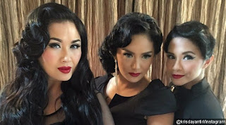 Titi DJ, Krisdayanti dan Ruth Sahanaya Foto Bareng, 3 Diva Eksis Lagi