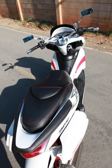 Modifikasi Honda PCX Konsep low rider jok.jpg