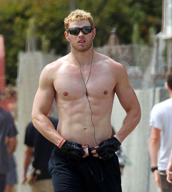 While I love seeing Kellan Lutz all dressed up this is way better