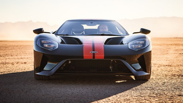 Ford GT 2017 Performance Review