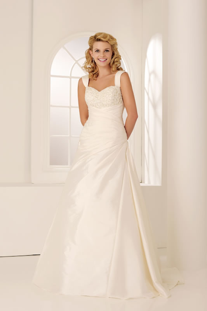 The Veromia 2013 Wedding Dress Collection