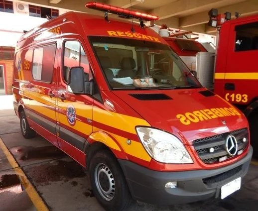 viatura do corpo de bombeiros