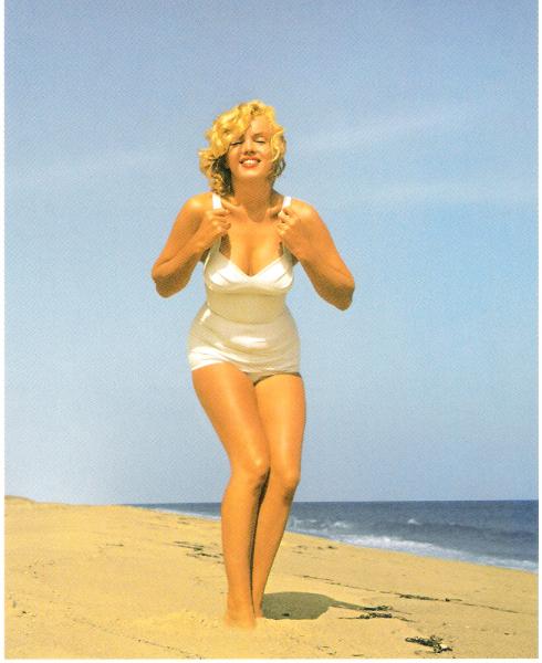 Marylyn Monroe on the beach Een paar dagen op reis en op zoek naar mijn 