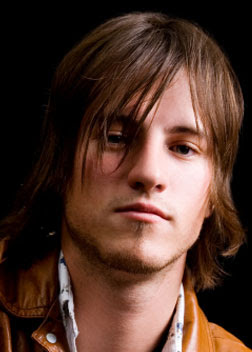 Cool mens long hairstyle 2009