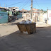 VOCÊ REPÓRTE:Caçamba de lixo gera transtorno a moradores do Jardim Lobato.
