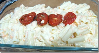 creamy cheesy chicken pasta, by 240baon