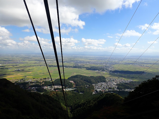 從彌彥山纜車看到的蒲原平原。 可以看到新潟縣的全景。