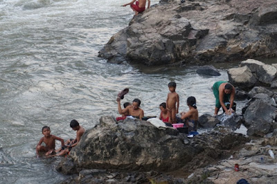 geopark merangin arung jeram sungai batang merangin fosil