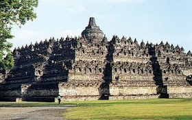objek wisata candi borobudur indonesia